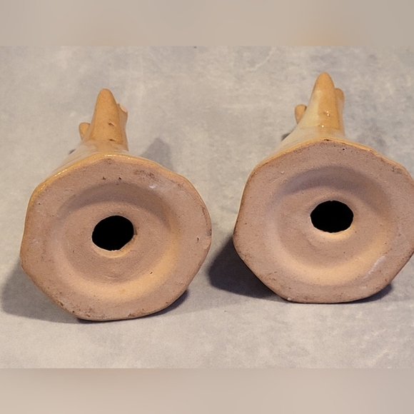 Vintage Teepee Salt and Pepper Shakers - Picture 3 of 7